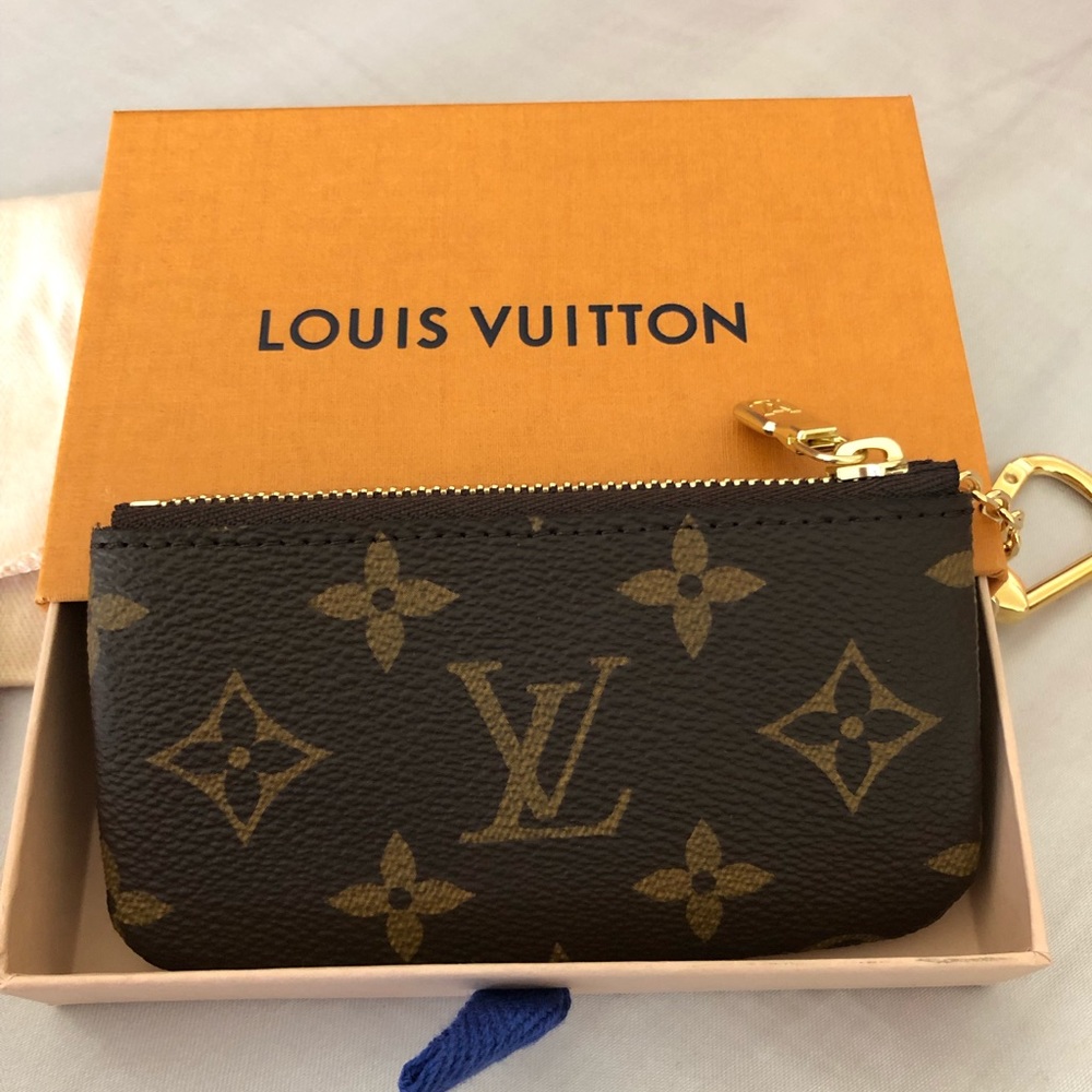 NEW Louis Vuitton Monogram Key Pouch